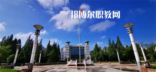 文山職業(yè)高級中學2022年學費、收費多少