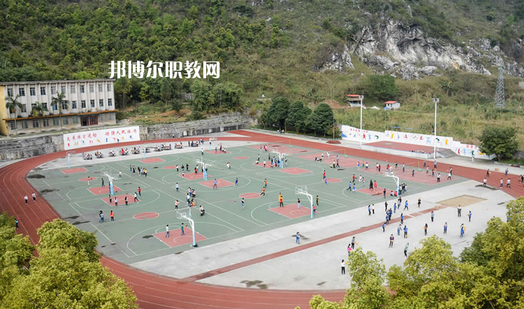河池衛(wèi)生學(xué)校2022年報(bào)名條件、招生要求、招生對(duì)象