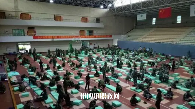 重慶行知高級技工學(xué)校2022年報(bào)名條件、招生要求、招生對象