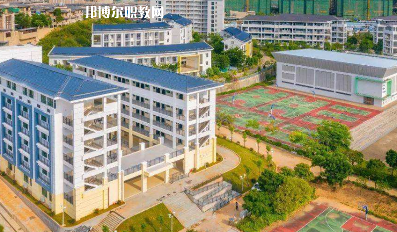 梅州英才外語學(xué)校2022年報名條件、招生要求、招生對象