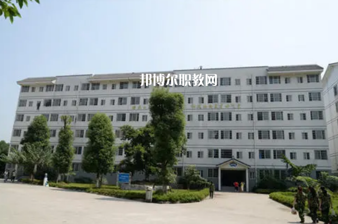 姚安縣職業(yè)高級(jí)中學(xué)2022年報(bào)名條件、招生要求、招生對(duì)象