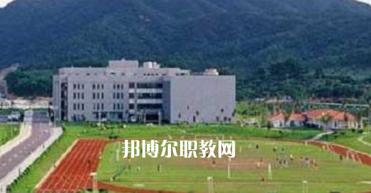 滎經(jīng)縣職業(yè)高級中學2022年報名條件、招生要求、招生對象
