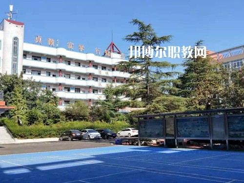 四川資中職業(yè)技術學校2022年招生辦聯(lián)系電話