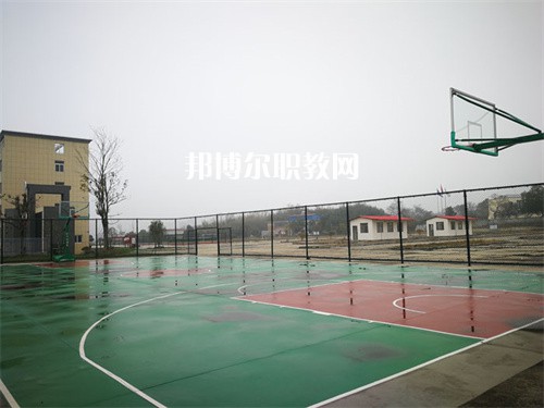 懷寧宏達技工學校2022年招生辦聯系電話