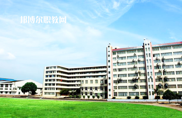 廣西交通運(yùn)輸學(xué)校2022年報(bào)名條件、招生要求、招生對(duì)象