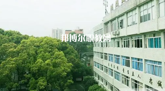 德宏州中等職業(yè)學(xué)校2022年學(xué)費(fèi)、收費(fèi)多少