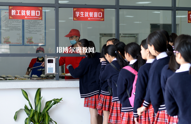 珠海工貿技工學校2022年報名條件、招生要求、招生對象 