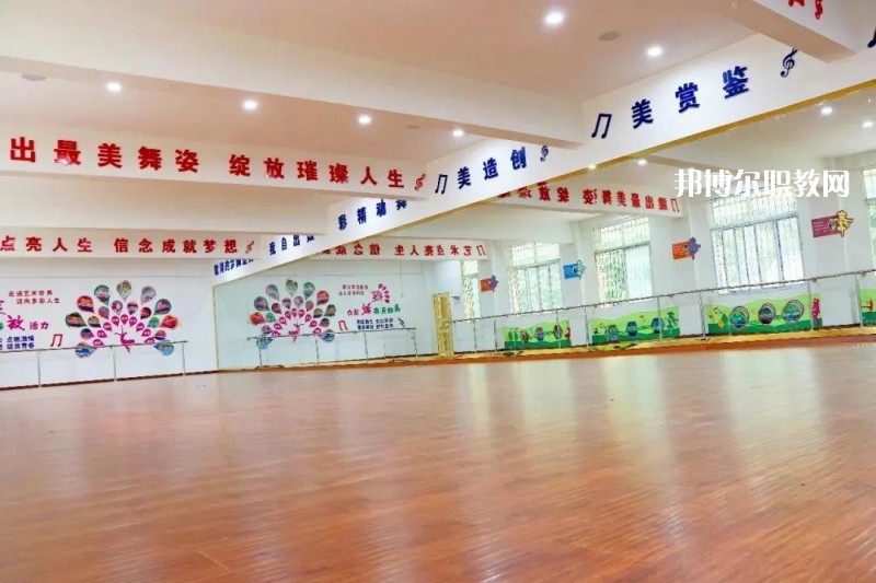 宜賓敘州區(qū)柳嘉職業(yè)技術(shù)學(xué)校2022年報(bào)名條件、招生要求、招生對(duì)象
