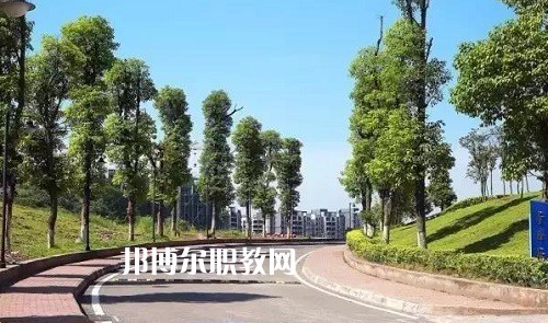 楚雄機械電子職業(yè)技術(shù)學(xué)校2022年報名條件、招生要求、招生對象