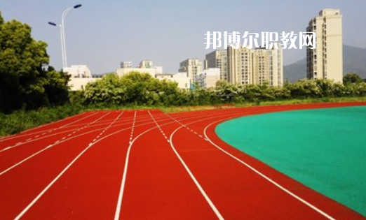 臨滄財(cái)貿(mào)學(xué)校2022年報(bào)名條件、招生要求、招生對(duì)象