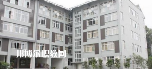 成都經(jīng)濟技術(shù)開發(fā)區(qū)職業(yè)技術(shù)學校2022年宿舍條件