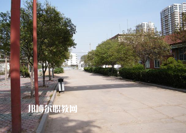 昭通衛(wèi)生學(xué)校2022年報(bào)名條件、招生要求、招生對象