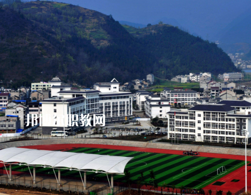 重慶巫溪職業(yè)教育中心2022年報(bào)名條件、招生要求、招生對(duì)象