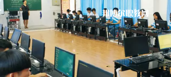 樂山市竹根職業(yè)中專學(xué)校2022年報(bào)名條件、招生要求、招生對(duì)象
