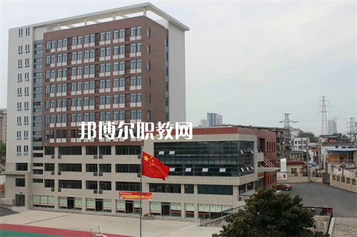湖南省經(jīng)濟貿(mào)易職業(yè)中專學校2022年學費、收費多少