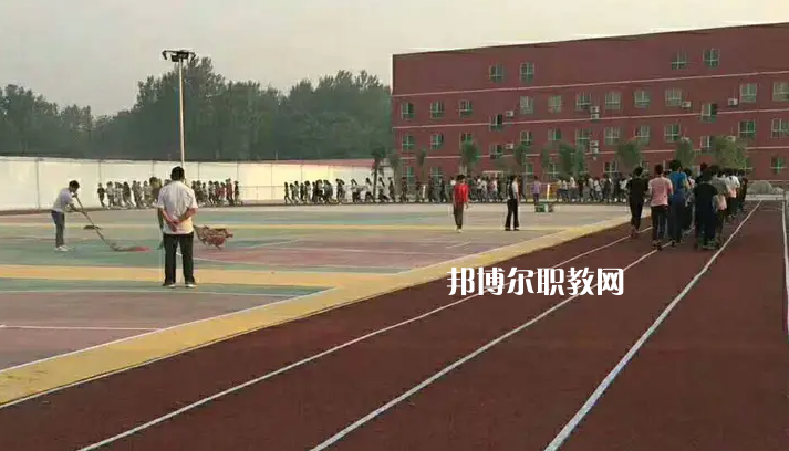 鄭州軟件應(yīng)用中等專(zhuān)業(yè)學(xué)校2022年招生辦聯(lián)系電話(huà)