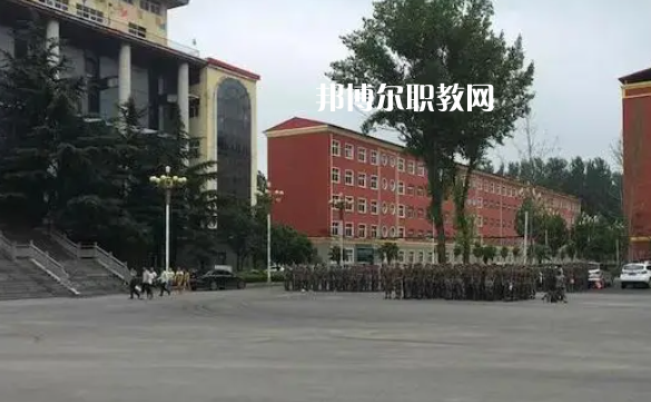 河南工業(yè)和信息化高級技工學(xué)校2022年報名條件、招生要求、招生對象