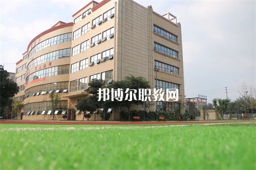 湖南中南藝術(shù)學(xué)校2022年報名條件、招生要求、招生對象