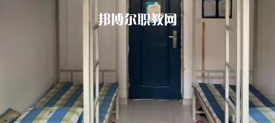 山東萬(wàn)通技工學(xué)校2022年招生辦聯(lián)系電話