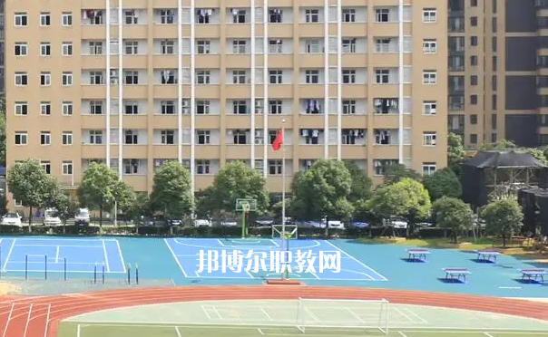 武漢助產(chǎn)學(xué)校2022年報(bào)名條件、招生要求、招生對象
