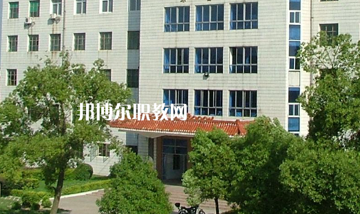 武漢黃陂職業(yè)技術(shù)學(xué)校2022年報(bào)名條件、招生要求、招生對象