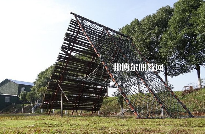 武漢華中藝術(shù)學(xué)校2022年有哪些專(zhuān)業(yè)