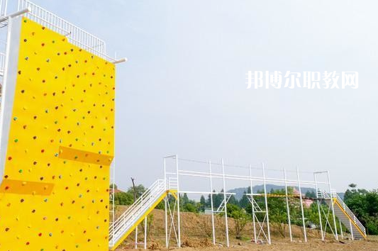 武漢華中藝術(shù)學(xué)校2022年報名條件、招生要求、招生對象
