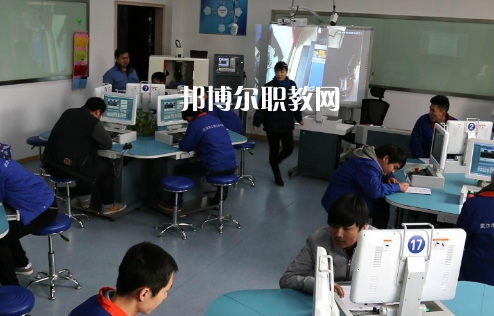 武漢第二輕工業(yè)學校2022年有哪些專業(yè)