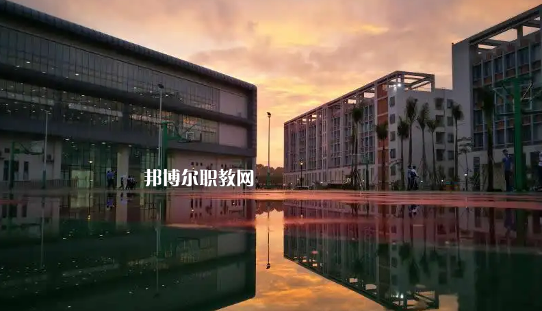 深圳寶安職業(yè)技術學校2022年網站網址