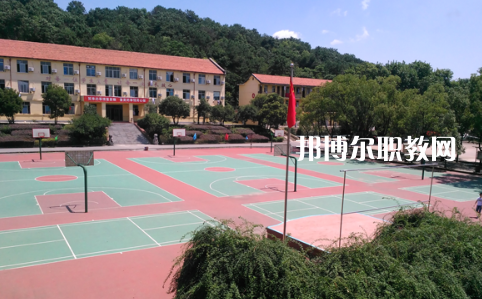 武漢東湖光電學(xué)校2022年報(bào)名條件、招生要求、招生對(duì)象
