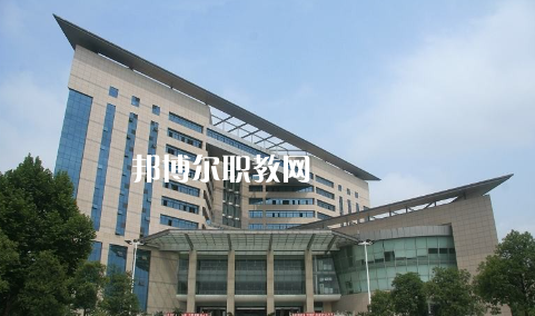 湖北現(xiàn)代技術學校2022年怎么樣、好不好