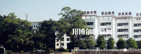 桂林市旅游職業(yè)中等專業(yè)學(xué)校2022年報(bào)名條件、招生要求、招生對(duì)象