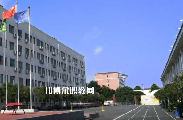 長(zhǎng)沙銀河中等職業(yè)學(xué)校電話(huà)