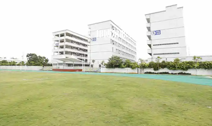 湖南醫(yī)藥衛(wèi)校2022年報名條件、招生要求、招生對象