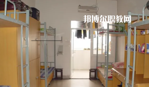 學(xué)校9