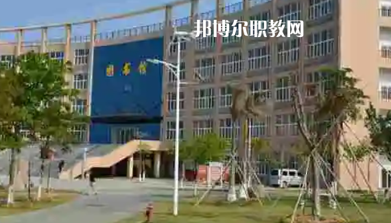 廈門高職?？圃盒Ｅ琶?1強(qiáng)
