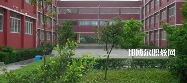 峨邊彝族自治縣職業(yè)高級(jí)中學(xué)校2023年招生簡章