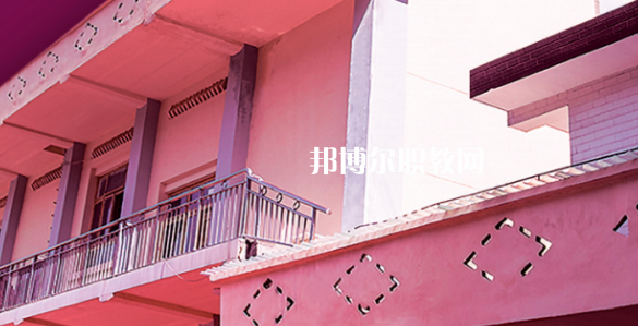 芙蓉礦務(wù)局技工學(xué)校地址在哪里，哪個(gè)地區(qū)，哪個(gè)城市?