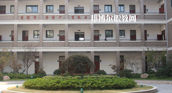 2023杭州市城西中學職高部多少錢 杭州市城西中學職高部各專業(yè)學費收費標準