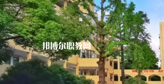 寧波市職教中心學(xué)校地址在哪里，哪個(gè)地區(qū)，哪個(gè)城市?