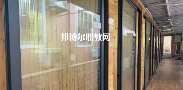 2023臺州市雙語實(shí)驗(yàn)學(xué)校多少錢 臺州市雙語實(shí)驗(yàn)學(xué)校各專業(yè)學(xué)費(fèi)收費(fèi)標(biāo)準(zhǔn)