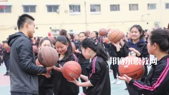 西安市明珠職業(yè)學(xué)校地址在哪里，哪個地區(qū)，哪個城市?