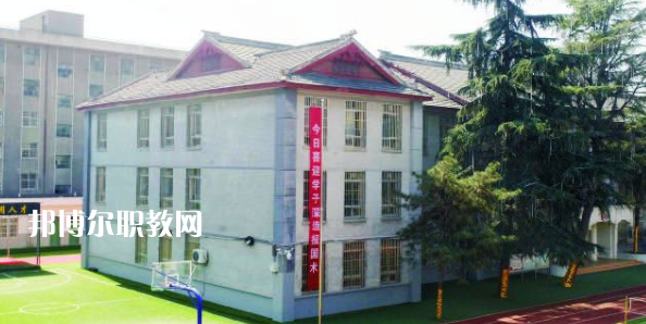 咸陽未來科技職業(yè)學(xué)校地址在哪里，哪個地區(qū)，哪個城市?