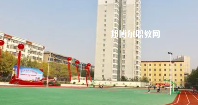 2023陜西省商貿(mào)技工學校多少錢 陜西省商貿(mào)技工學校各專業(yè)學費收費標準