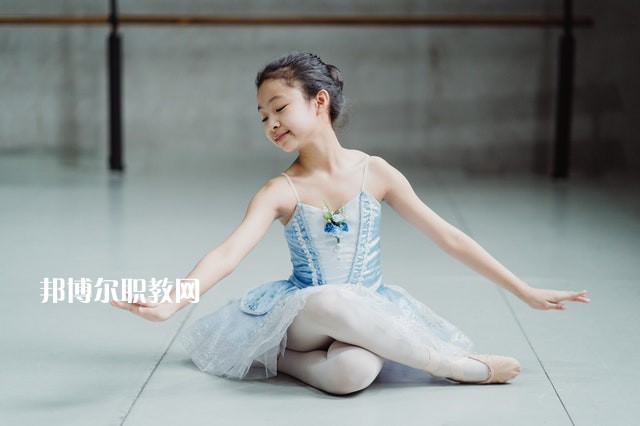成都現(xiàn)代職業(yè)技術學校有哪些招生專業(yè)（2023年）