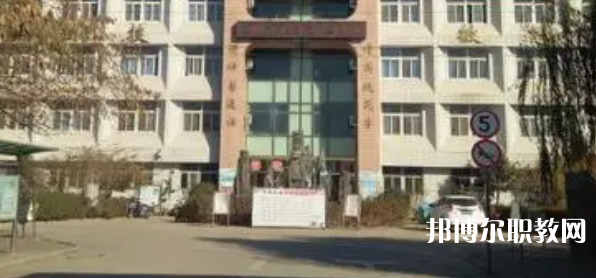 昌黎縣職業(yè)技術(shù)教育中心地址，乘車(chē)路線