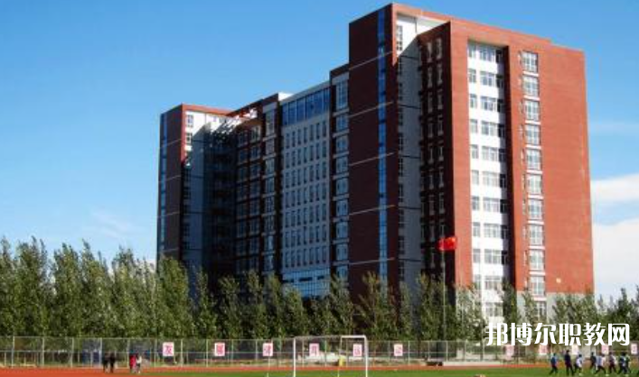 張家口靚典中等職業(yè)學校網站網址主頁