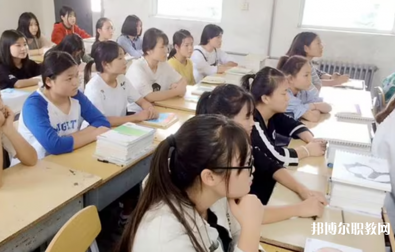 鄭州市特色教育中等專業(yè)學校怎么樣、好不好