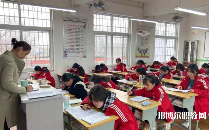 2023開封市第一職業(yè)中等專業(yè)學校招生計劃 招生人數(shù)是多少(附要求、條件、對象)