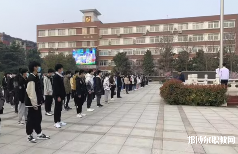 2023洛陽(yáng)市中等職業(yè)學(xué)校瀍河校區(qū)多少錢(qián) 洛陽(yáng)市中等職業(yè)學(xué)校瀍河校區(qū)各專(zhuān)業(yè)學(xué)費(fèi)收費(fèi)標(biāo)準(zhǔn)
